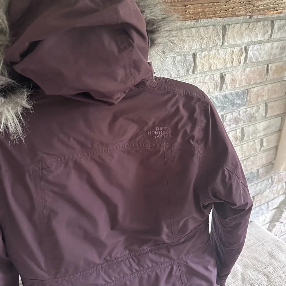The North Face Greenland Jacket Women Medium Goose Down Puffer Winter Coat EUC - Picture 12 of 16
